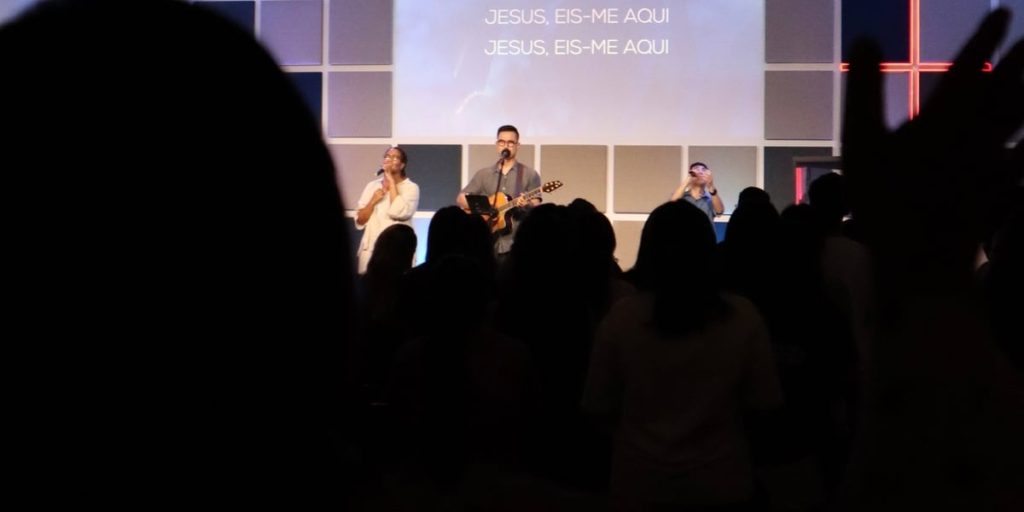 Com influ&ecirc;ncia da cultura de ora&ccedil;&atilde;o coreana, miss&atilde;o em SP promove encontros de adora&ccedil;&atilde;o